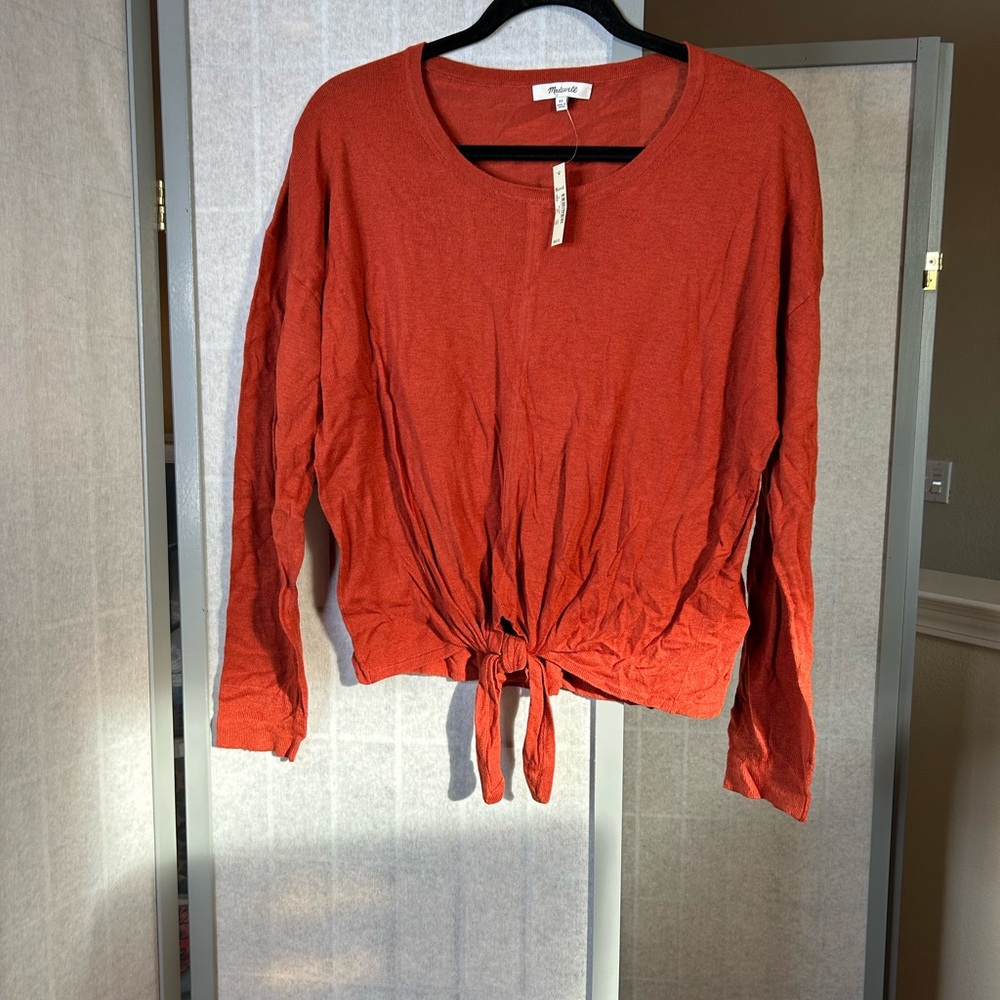 NWT Madewell brick/rust red colored light sweater top
